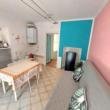 Lago, Colori Ed Energia Tiffany Maggiore Apartmán *